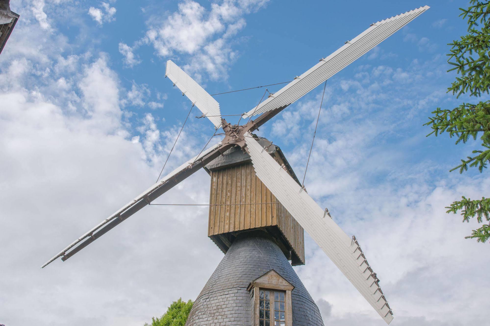 Logis Domaine Du Moulin Cavier Ξενοδοχείο Avrillé Εξωτερικό φωτογραφία